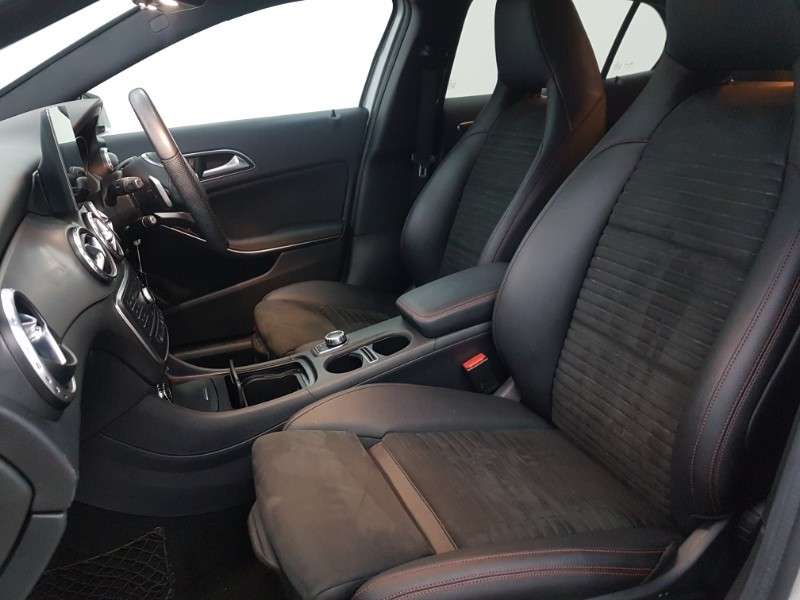 2017 MERCEDES GLA-CLASS 2017 MERCEDES GLA-CLASS