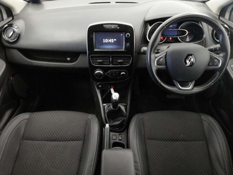 2017 RENAULT CLIO 2017 RENAULT CLIO
