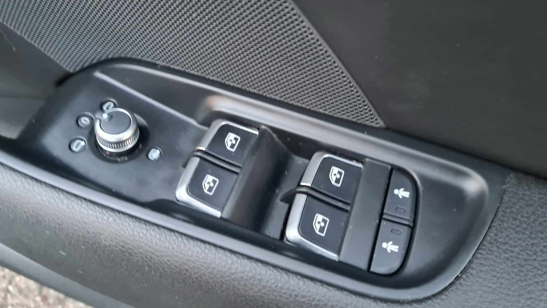 2016 AUDI A3 2016 AUDI A3