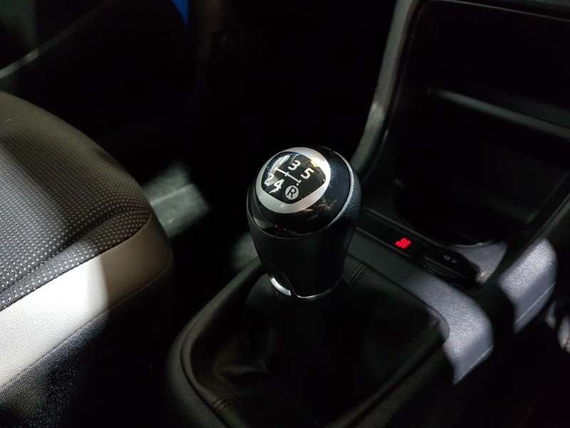 2015 VOLKSWAGEN UP 2015 VOLKSWAGEN UP