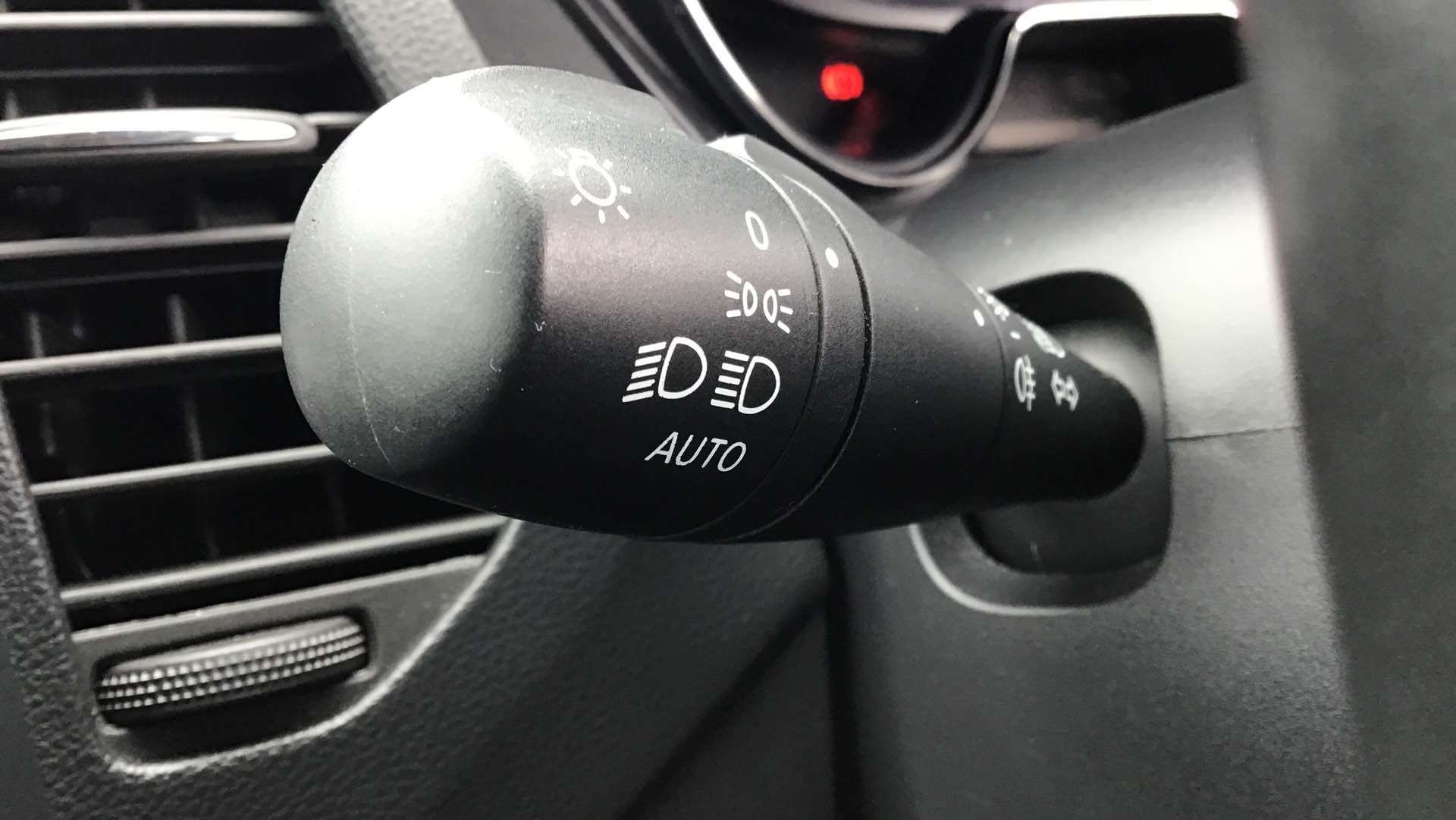 2017 RENAULT CAPTUR 2017 RENAULT CAPTUR