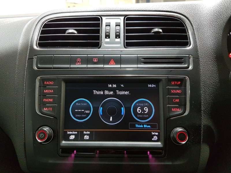 2014 VOLKSWAGEN POLO 2014 VOLKSWAGEN POLO