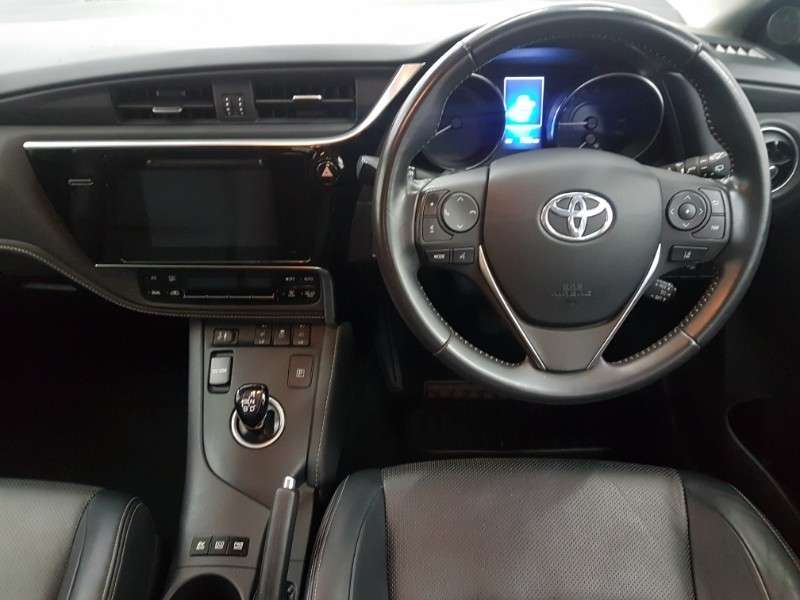 2018 TOYOTA AURIS 2018 TOYOTA AURIS
