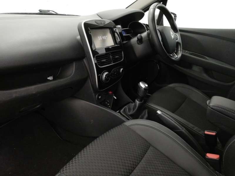 2017 RENAULT CLIO 2017 RENAULT CLIO