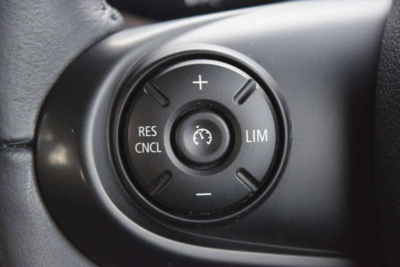 null MINI COOPER null MINI COOPER