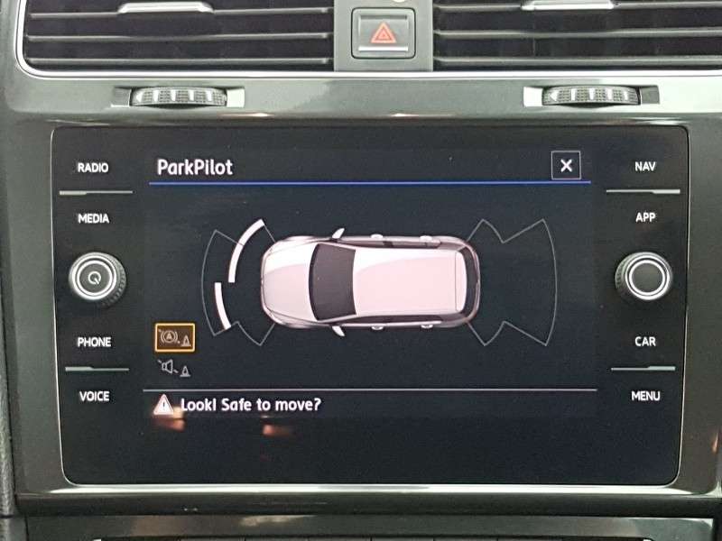 2018 VOLKSWAGEN GOLF 2018 VOLKSWAGEN GOLF