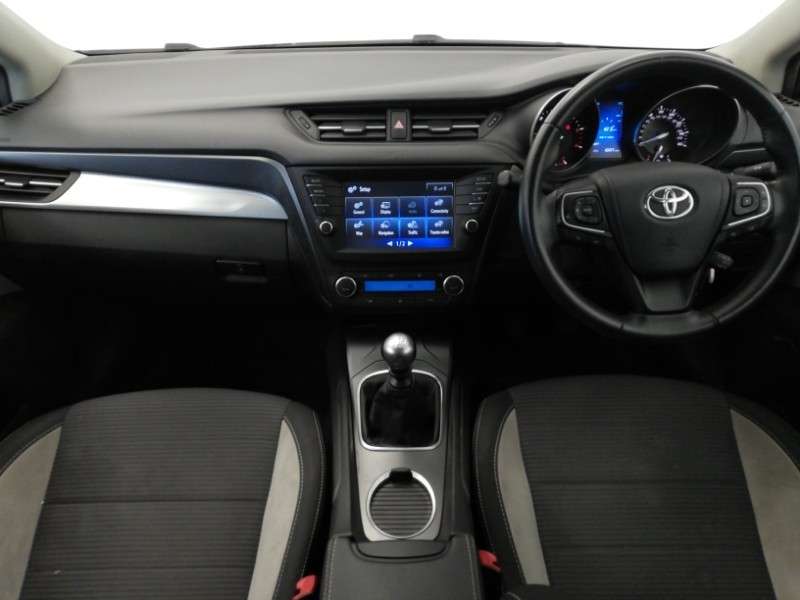 2018 TOYOTA AVENSIS 2018 TOYOTA AVENSIS