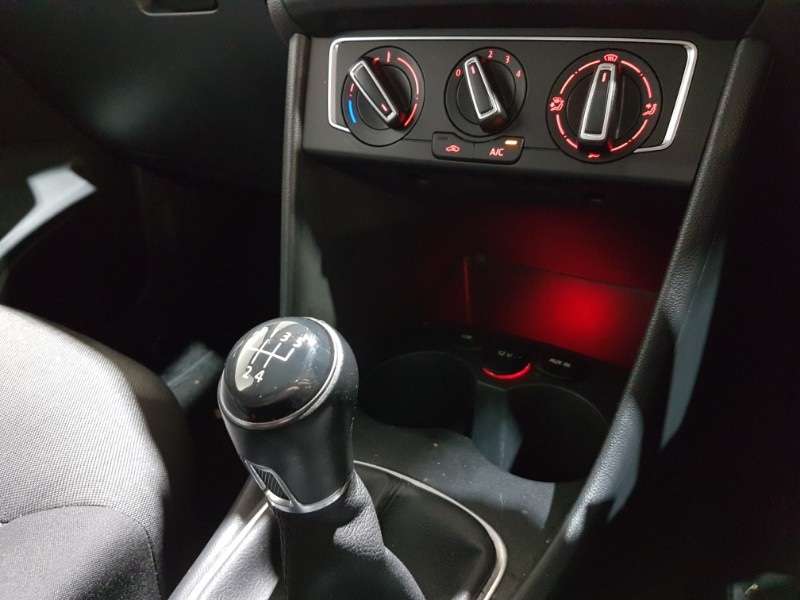 2014 VOLKSWAGEN POLO 2014 VOLKSWAGEN POLO