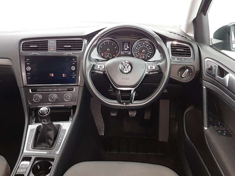2018 VOLKSWAGEN GOLF 2018 VOLKSWAGEN GOLF