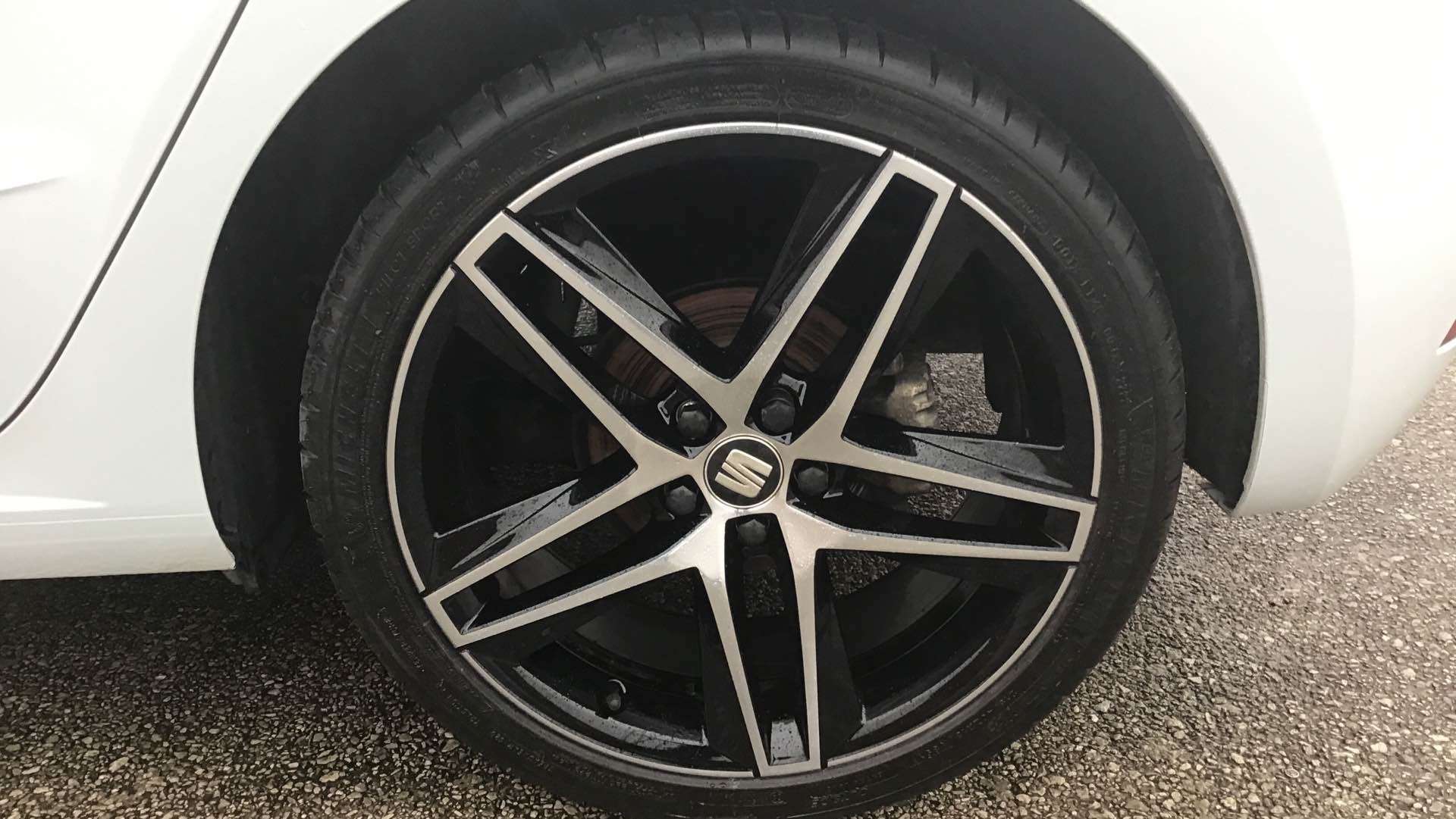 A 2019 SEAT IBIZA TSI FR SPORT A 2019 SEAT IBIZA TSI FR SPORT