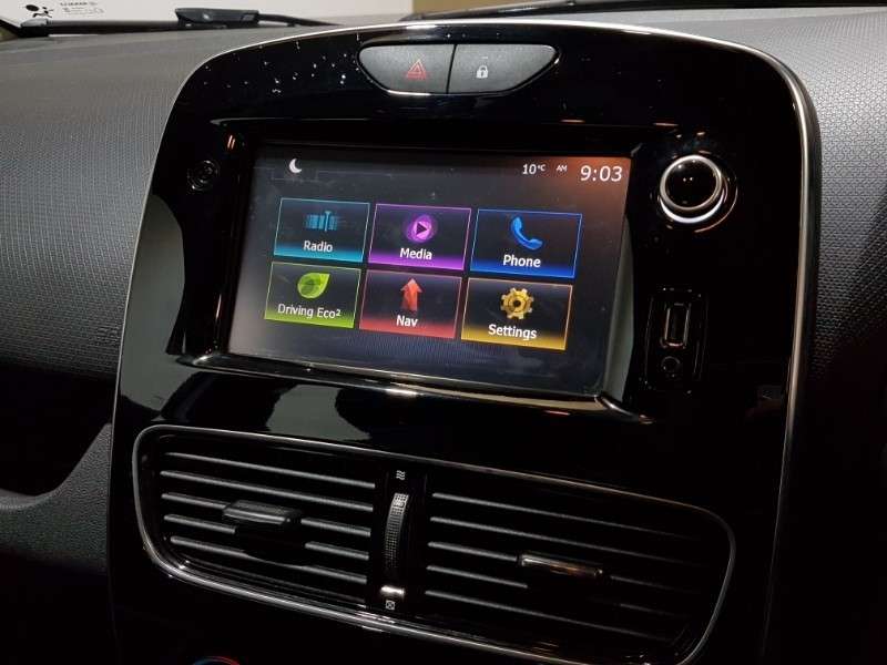 2018 RENAULT CLIO 2018 RENAULT CLIO