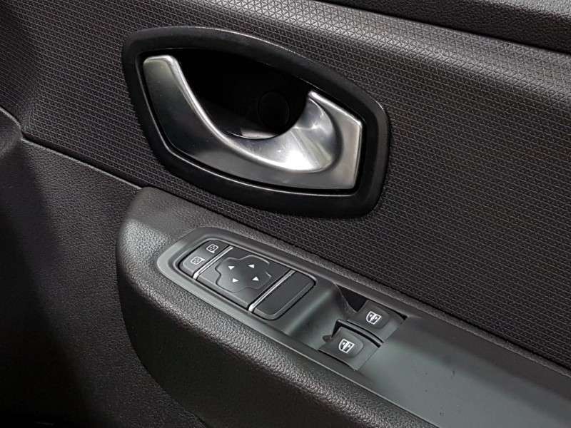 2018 RENAULT CLIO 2018 RENAULT CLIO