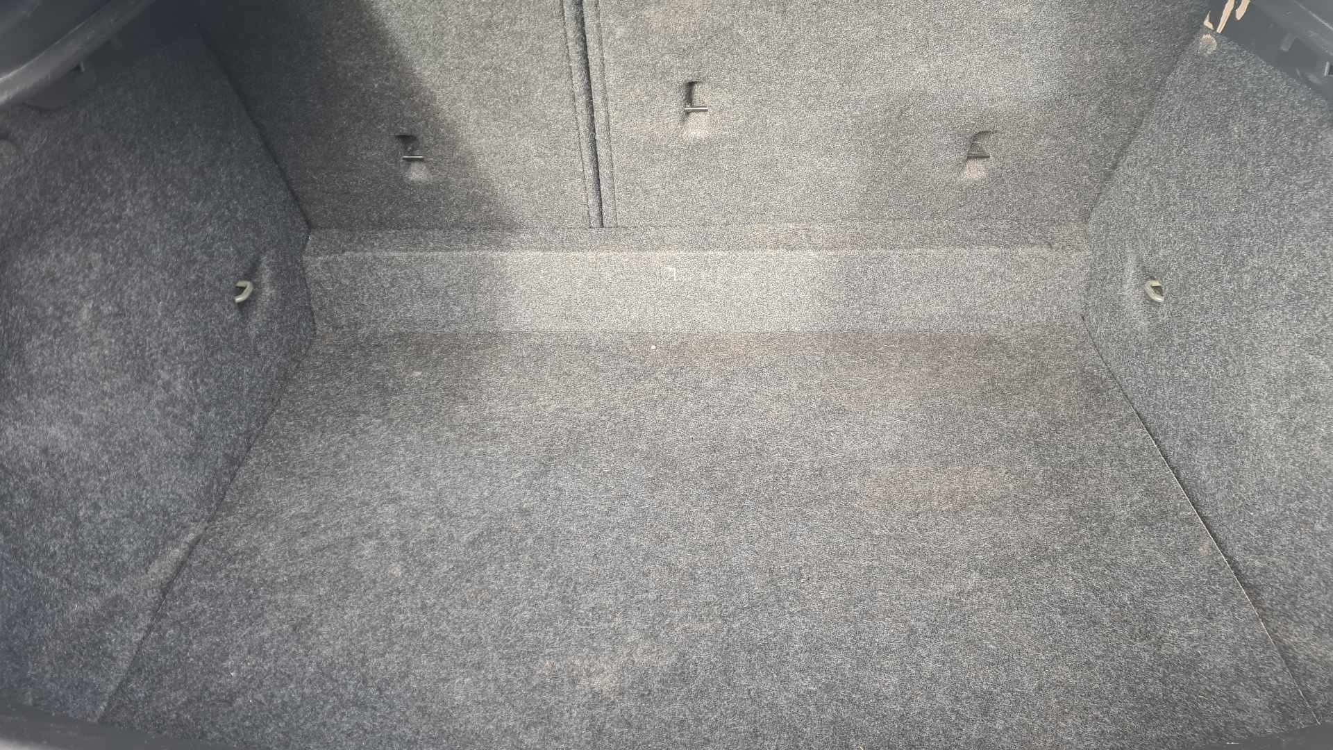 2015 VOLVO V40 2015 VOLVO V40