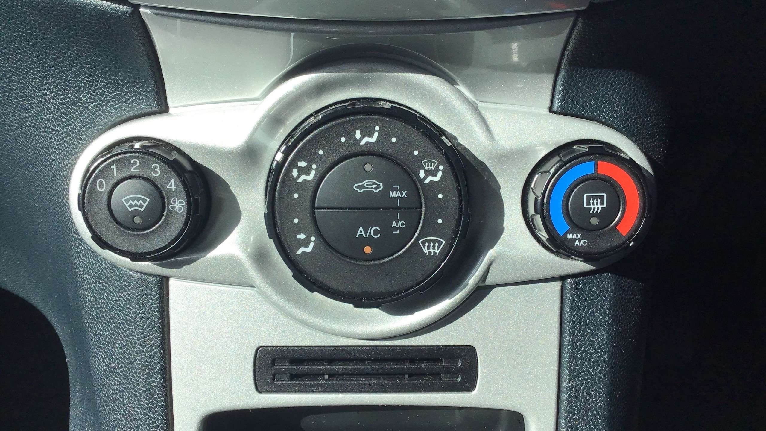 2011 VOLKSWAGEN GOLF 2011 VOLKSWAGEN GOLF