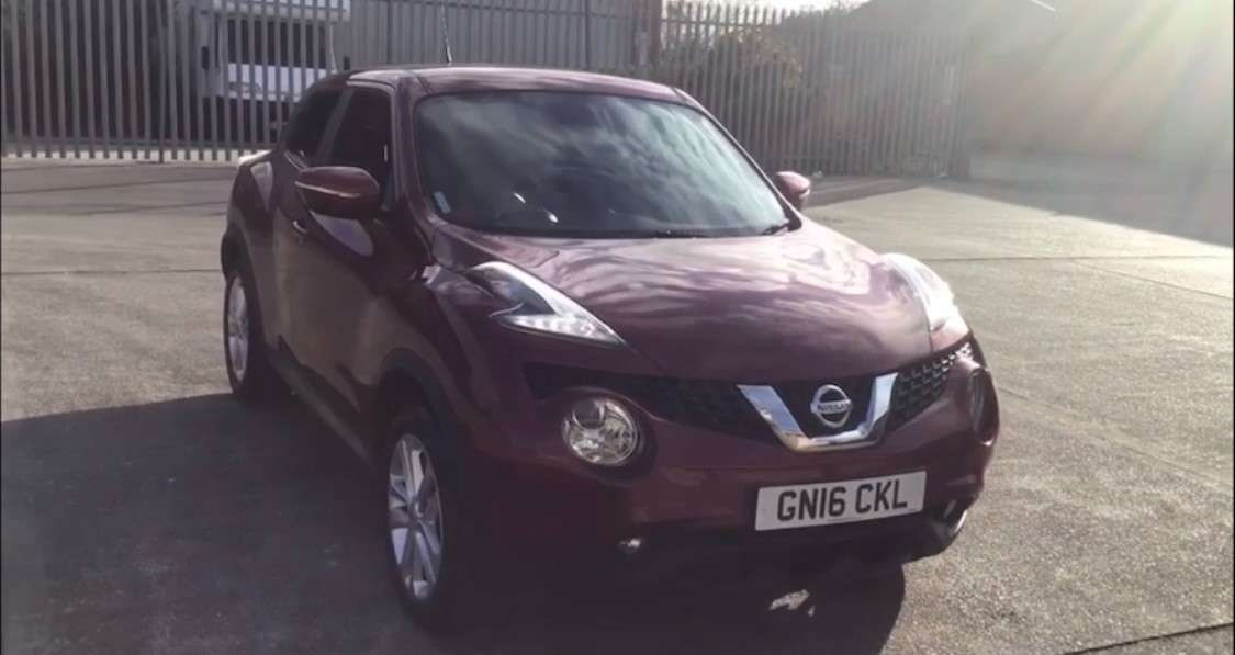 A 2016 NISSAN JUKE N-CONNECTA XTRONIC A 2016 NISSAN JUKE N-CONNECTA XTRONIC