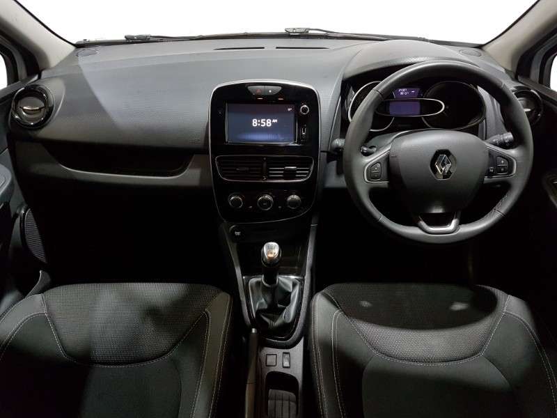 A 2018 RENAULT CLIO DYNAMIQUE NAV TCE A 2018 RENAULT CLIO DYNAMIQUE NAV TCE