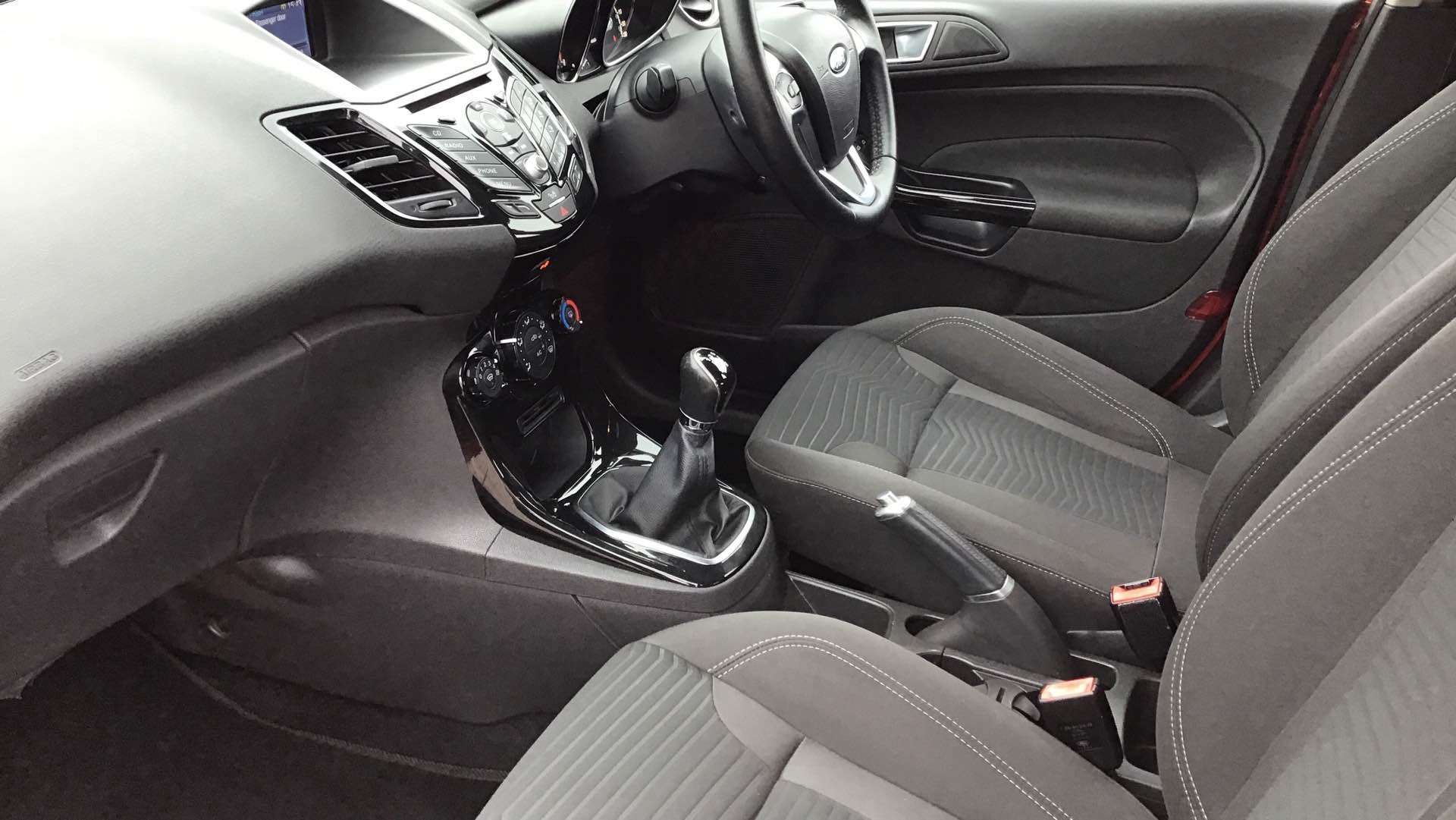 A 2016 FORD FIESTA ZETEC A 2016 FORD FIESTA ZETEC