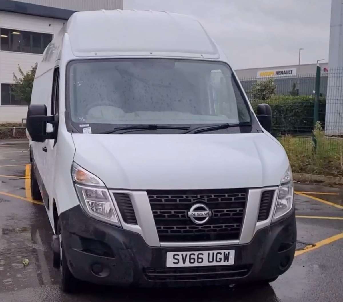 Check out this Nissan Nv400 2016 Diesel Manual