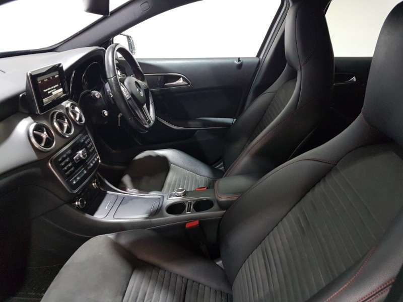 2015 MERCEDES GLA-CLASS 2015 MERCEDES GLA-CLASS