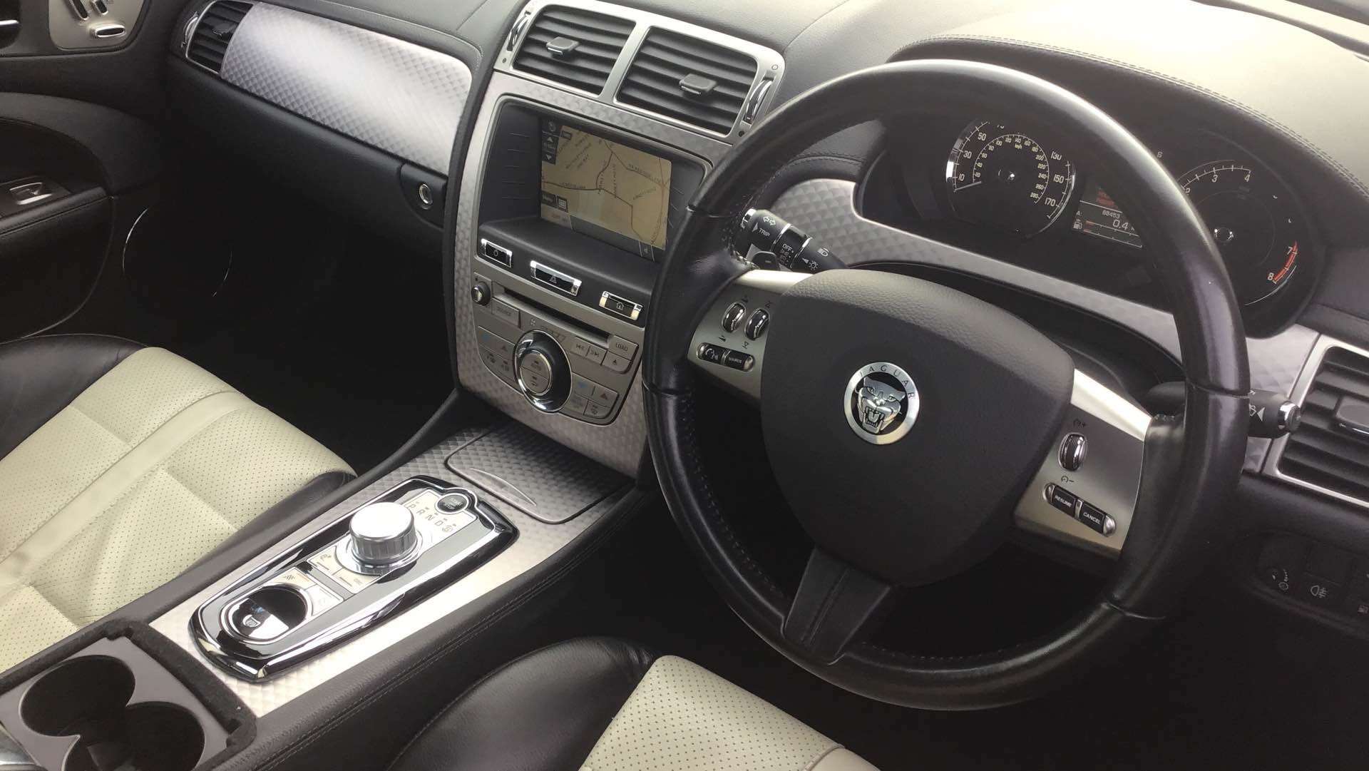 2011 JAGUAR XK 2011 JAGUAR XK