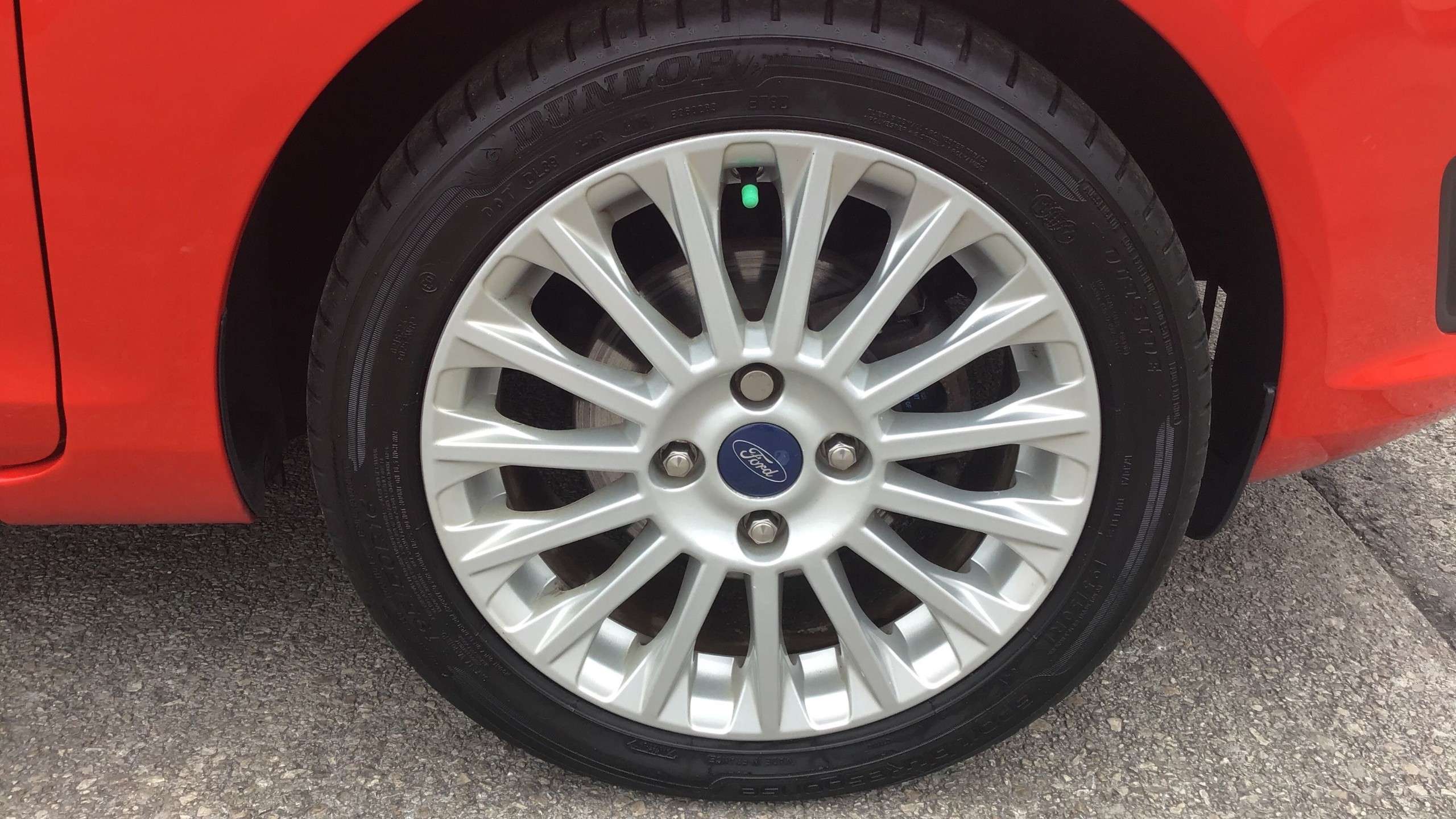 A 2013 FORD FIESTA TITANIUM A 2013 FORD FIESTA TITANIUM