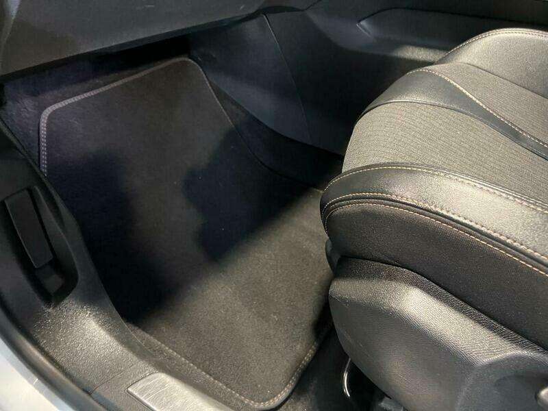 2019 PEUGEOT 3008 2019 PEUGEOT 3008