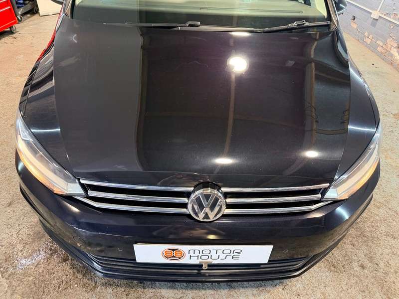 2018 VOLKSWAGEN TOURAN 2018 VOLKSWAGEN TOURAN