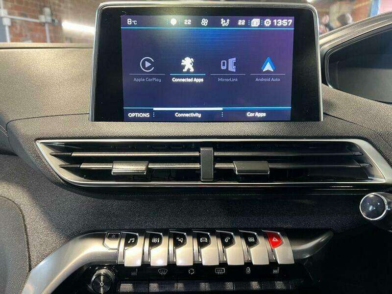 2019 PEUGEOT 3008 2019 PEUGEOT 3008