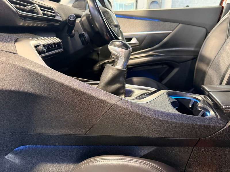 2018 PEUGEOT 3008 2018 PEUGEOT 3008