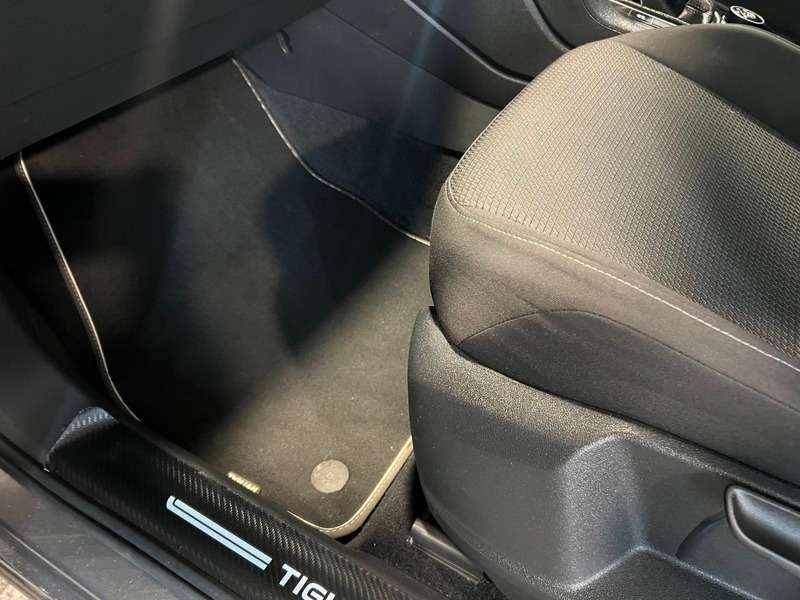 2017 VOLKSWAGEN TIGUAN 2017 VOLKSWAGEN TIGUAN