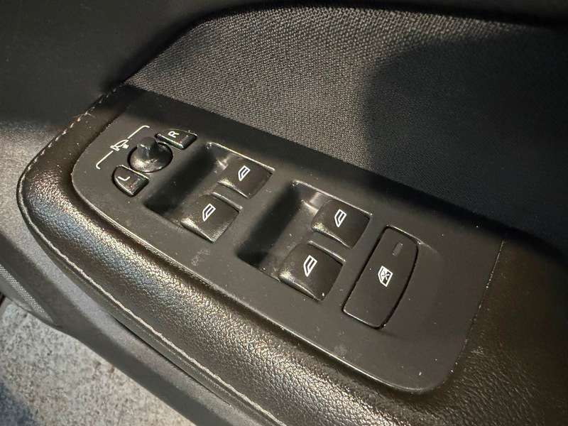 2019 VOLVO V60 2019 VOLVO V60