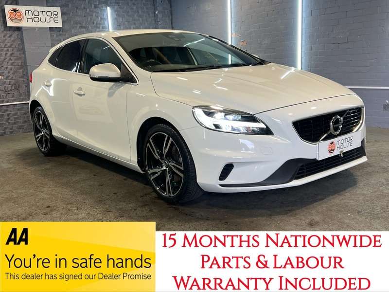 Check out this Volvo V40 2017 Petrol Manual