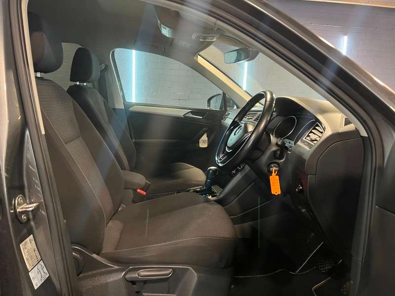 2017 VOLKSWAGEN TIGUAN 2017 VOLKSWAGEN TIGUAN