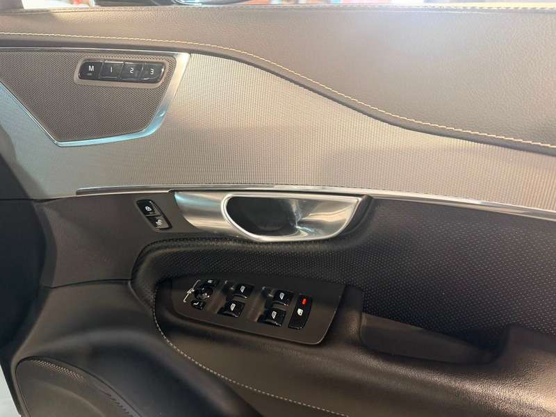 2020 VOLVO XC90 2020 VOLVO XC90
