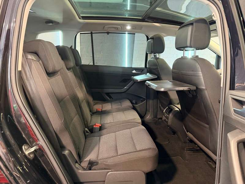 2018 VOLKSWAGEN TOURAN 2018 VOLKSWAGEN TOURAN