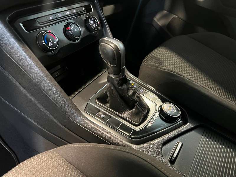 2017 VOLKSWAGEN TIGUAN 2017 VOLKSWAGEN TIGUAN