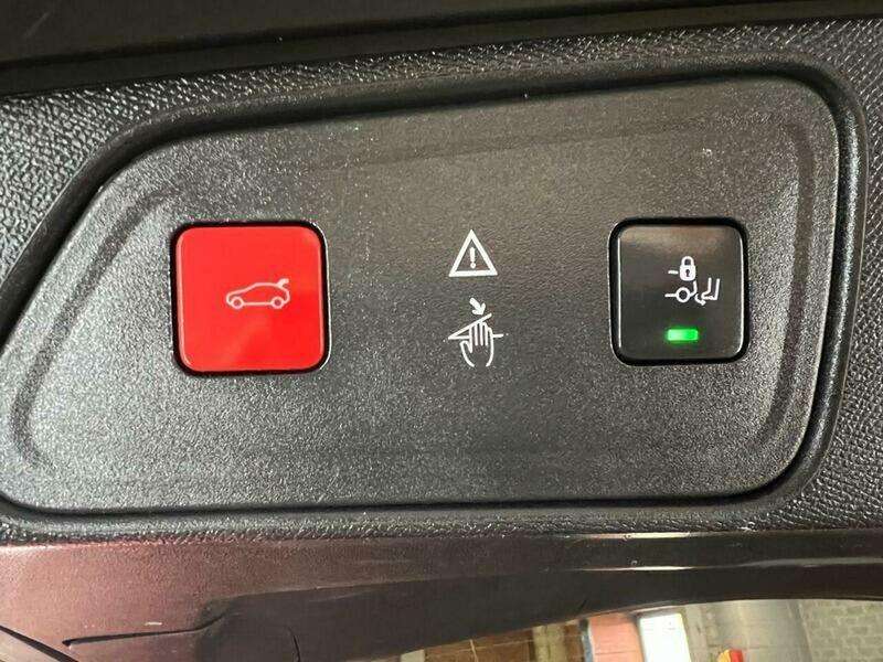 2019 PEUGEOT 3008 2019 PEUGEOT 3008