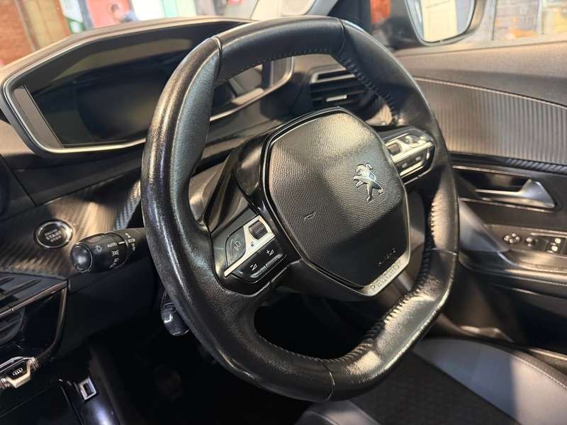 2020 PEUGEOT 2008 2020 PEUGEOT 2008