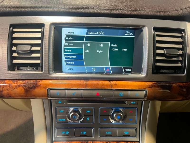 2009 JAGUAR XF 2009 JAGUAR XF