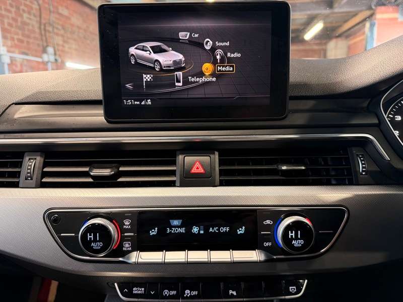 2016 AUDI A4 2016 AUDI A4