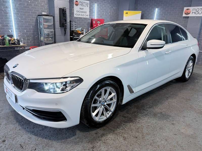 A 2020 BMW 5 SERIES 2.0 520d MHT SE Auto Euro 6 (s/s) A 2020 BMW 5 SERIES 2.0 520d MHT SE Auto Euro 6 (s/s)