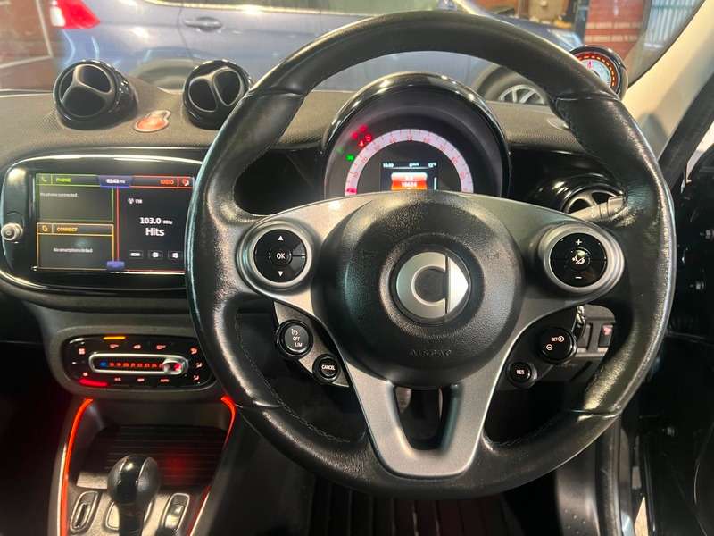 2021 SMART FORFOUR 2021 SMART FORFOUR