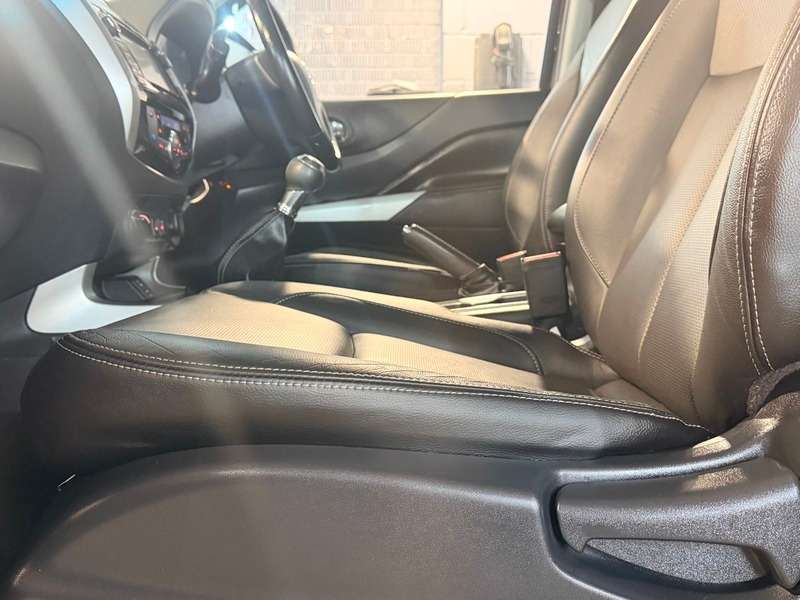 2016 NISSAN NAVARA 2016 NISSAN NAVARA