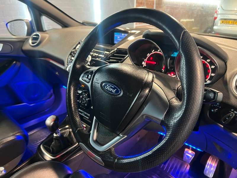 2014 FORD FIESTA 2014 FORD FIESTA