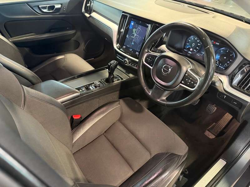 2019 VOLVO V60 2019 VOLVO V60