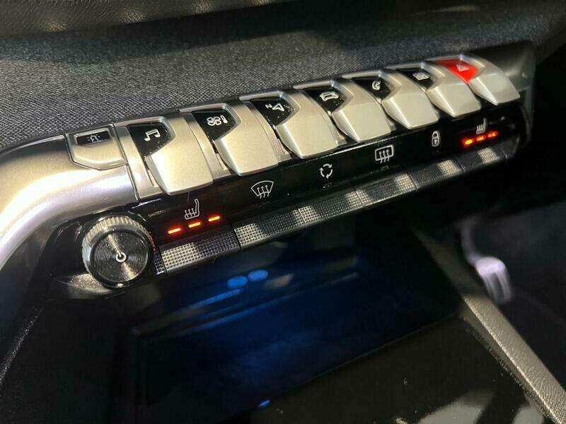 2019 PEUGEOT 3008 2019 PEUGEOT 3008