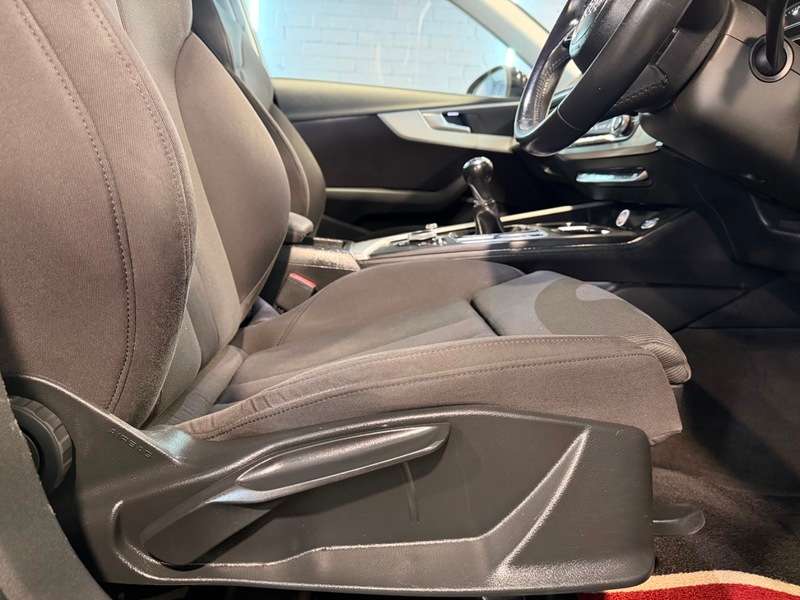 2016 AUDI A4 2016 AUDI A4
