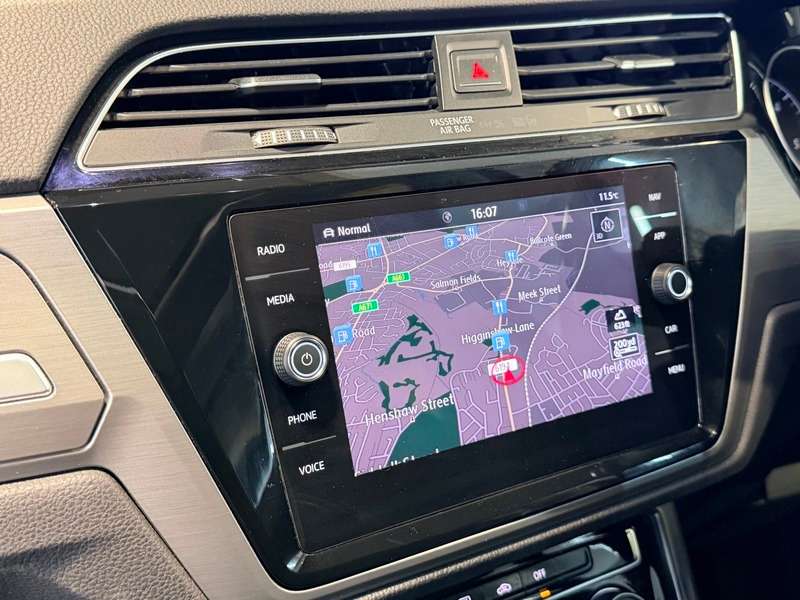 2018 VOLKSWAGEN TOURAN 2018 VOLKSWAGEN TOURAN