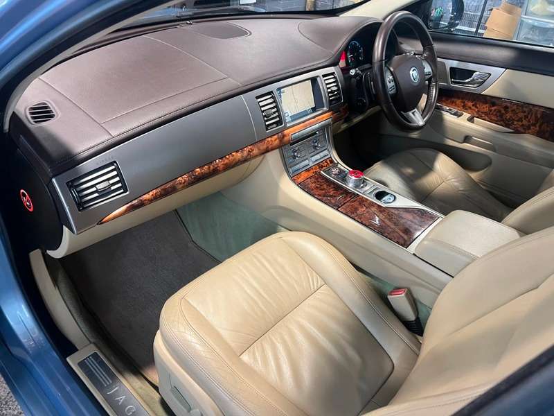 2009 JAGUAR XF 2009 JAGUAR XF