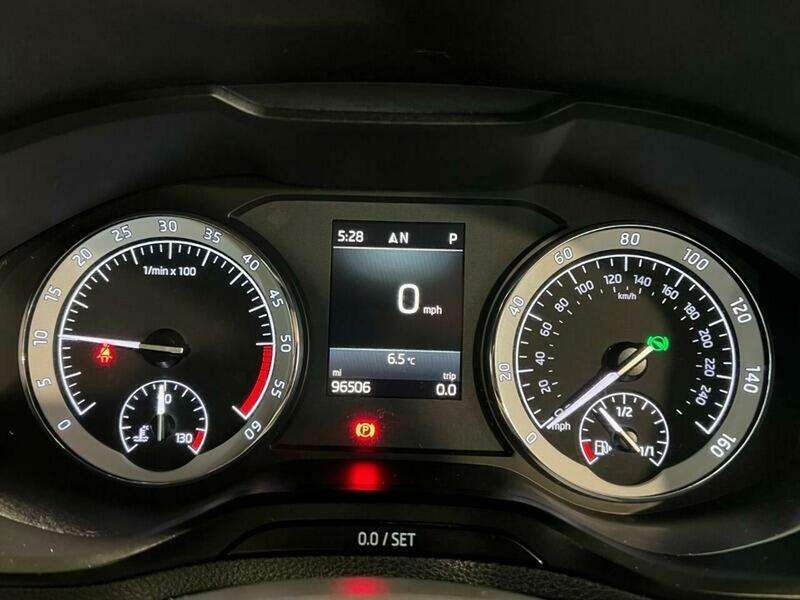 2018 SKODA KAROQ 2018 SKODA KAROQ